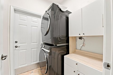 Villa ou maison à louer à Boca Raton, Floride: 3 chambres, 173.36 m2 № 2301529 - photo 27