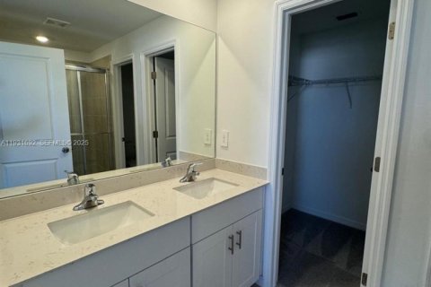 Touwnhouse à louer à Fort Myers, Floride: 3 chambres, 128.02 m2 № 1990345 - photo 10