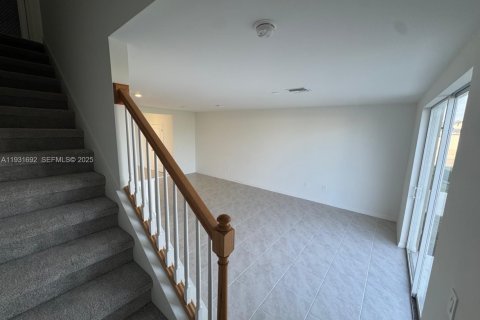 Touwnhouse à louer à Fort Myers, Floride: 3 chambres, 128.02 m2 № 1990345 - photo 5