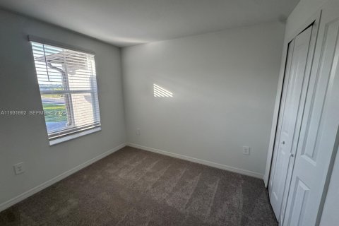 Touwnhouse à louer à Fort Myers, Floride: 3 chambres, 128.02 m2 № 1990345 - photo 6