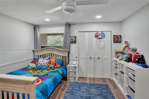 Villa ou maison à vendre à Cooper City, Floride: 3 chambres, 151.06 m2 № 1925191 - photo 27