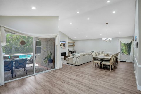 Villa ou maison à vendre à Cooper City, Floride: 3 chambres, 151.06 m2 № 1925191 - photo 5