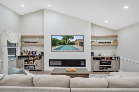 Villa ou maison à vendre à Cooper City, Floride: 3 chambres, 151.06 m2 № 1925191 - photo 10