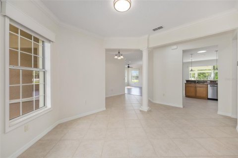 House in Ocala, Florida 3 bedrooms, 216.09 sq.m. № 1667007 - photo 2