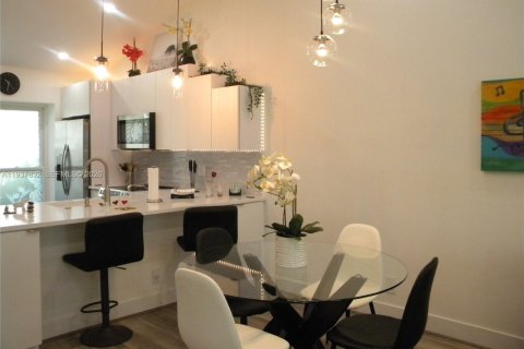 Дом в Бойнтон-Бич, Флорида 1 спальня, 66.7м2 № 2003823