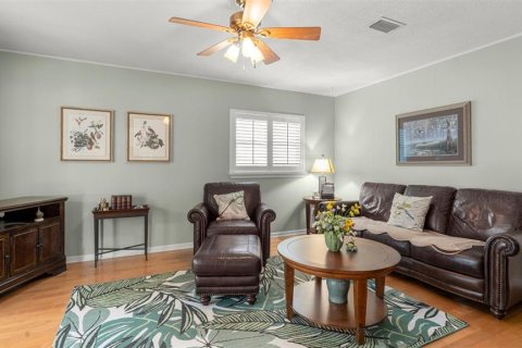 Casa en venta en Gainesville, Florida, 3 dormitorios, 138.89 m2 № 1919550 - foto 8