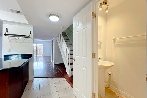 Adosado en alquiler en Orlando, Florida, 2 dormitorios, 115.2 m2 № 1905744 - foto 12