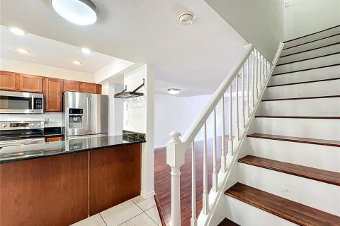 Adosado en alquiler en Orlando, Florida, 2 dormitorios, 115.2 m2 № 1905744 - foto 18