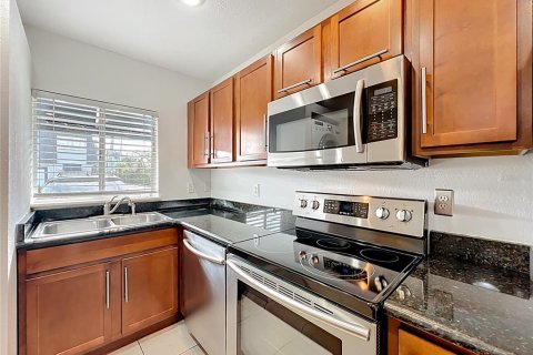 Adosado en alquiler en Orlando, Florida, 2 dormitorios, 115.2 m2 № 1905744 - foto 6