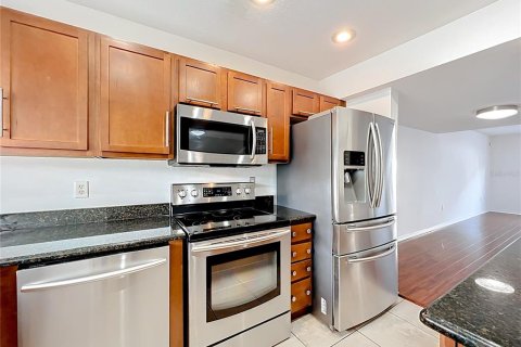 Adosado en alquiler en Orlando, Florida, 2 dormitorios, 115.2 m2 № 1905744 - foto 9