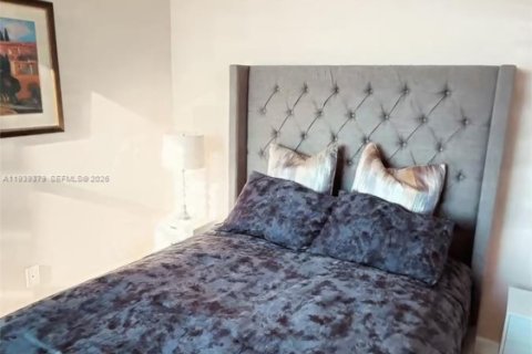 Copropriété à vendre à Hollywood, Floride: 3 chambres, 186.92 m2 № 1999138 - photo 15