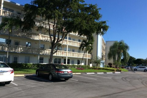 Condo in Boca Raton, Florida, 2 bedrooms № 2245488