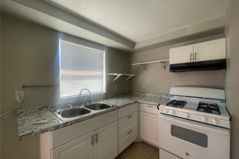 Propiedad comercial en venta en Plant City, Florida, 6 dormitorios, 161.28 m2 № 1634810 - foto 10