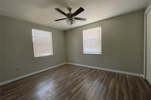 Propiedad comercial en venta en Plant City, Florida, 6 dormitorios, 161.28 m2 № 1634810 - foto 13