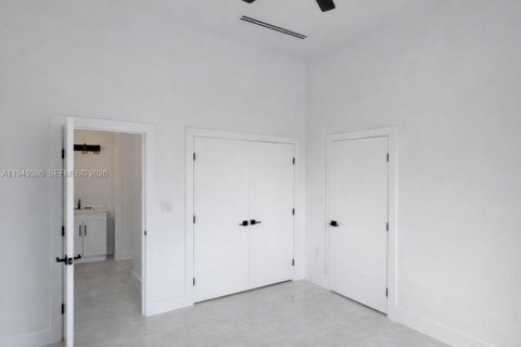 Villa ou maison à vendre à Naples, Floride: 4 chambres, 315.87 m2 № 2005505 - photo 10