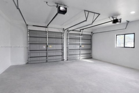 Villa ou maison à vendre à Naples, Floride: 4 chambres, 315.87 m2 № 2005505 - photo 18