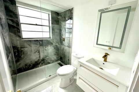 Copropriété à vendre à West Palm Beach, Floride: 2 chambres, 74.14 m2 № 2082315 - photo 6