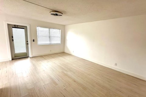 Copropriété à vendre à West Palm Beach, Floride: 2 chambres, 74.14 m2 № 2082315 - photo 12