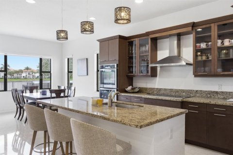 Villa ou maison à vendre à Pembroke Pines, Floride: 3 chambres, 195.47 m2 № 2048112 - photo 18