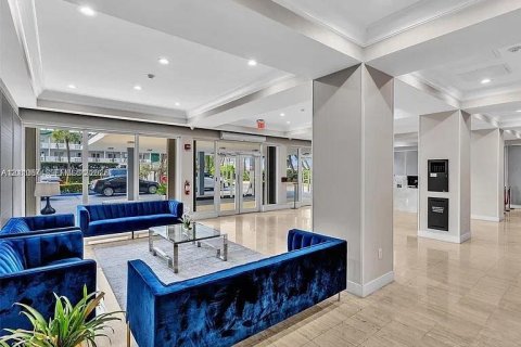 Condominio en venta en North Bay Village, Florida, 2 dormitorios, 125.98 m2 № 2431568 - foto 30