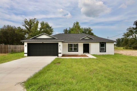 Casa en venta en Ocklawaha, Florida, 3 dormitorios, 134.52 m2 № 1894841 - foto 1