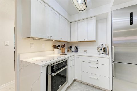 Condominio en venta en Sarasota, Florida, 2 dormitorios, 82.22 m2 № 2349277 - foto 15