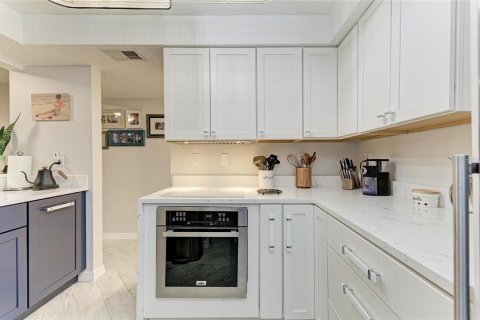 Condominio en venta en Sarasota, Florida, 2 dormitorios, 82.22 m2 № 2349277 - foto 17