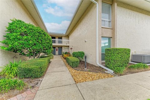 Condominio en venta en Sarasota, Florida, 2 dormitorios, 82.22 m2 № 2349277 - foto 7