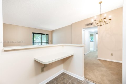 Condominio en venta en Tamarac, Florida, 2 dormitorios, 76.83 m2 № 1860659 - foto 6