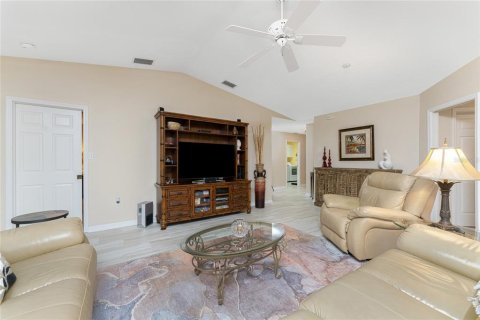 Condo in Punta Gorda, Florida, 3 bedrooms  № 1346580 - photo 26