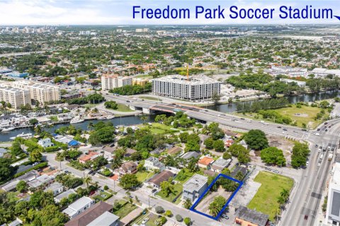 Terrain à vendre à Miami, Floride № 2044901 - photo 10