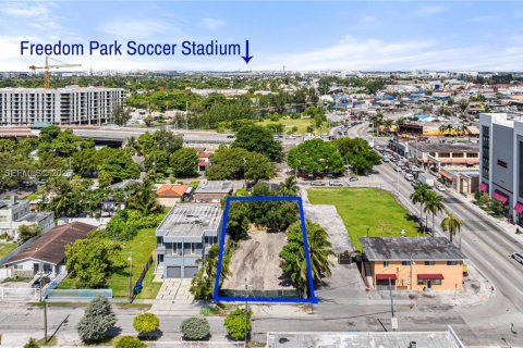 Terrain à vendre à Miami, Floride № 2044901 - photo 4