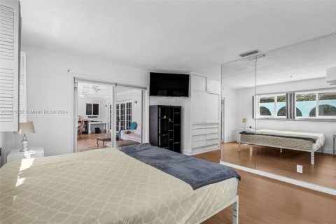 Casa en venta en Hollywood, Florida, 4 dormitorios, 224.92 m2 № 1862642 - foto 23