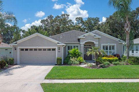 House in Leesburg, Florida 3 bedrooms, 211.26 sq.m. № 1855906 - photo 1