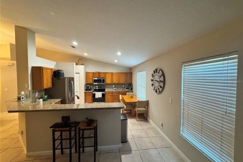 Villa ou maison à louer à Royal Palm Beach, Floride: 4 chambres, 165.83 m2 № 2117110 - photo 6