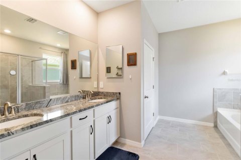 Casa en venta en Sarasota, Florida, 4 dormitorios, 190.54 m2 № 1884055 - foto 16