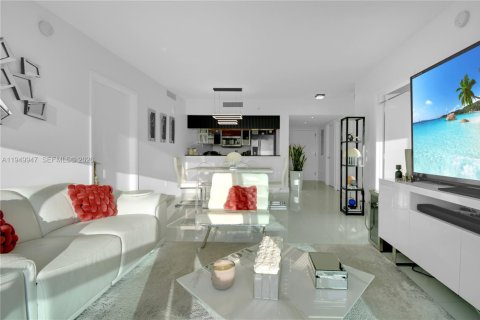 Купить кондоминиум в Майами, Флорида 2 спальни, 106.28м2, № 2005727 - фото 10