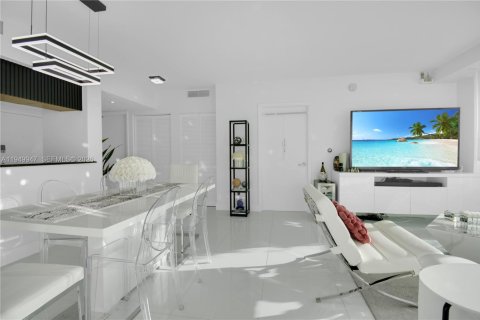 Купить кондоминиум в Майами, Флорида 2 спальни, 106.28м2, № 2005727 - фото 5