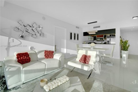 Купить кондоминиум в Майами, Флорида 2 спальни, 106.28м2, № 2005727 - фото 9