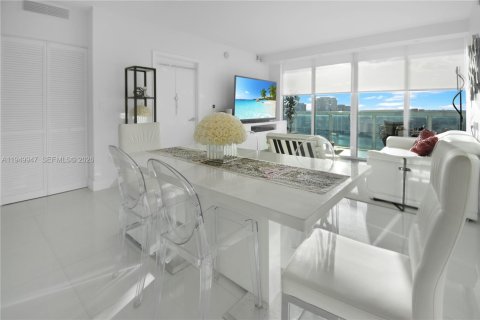 Купить кондоминиум в Майами, Флорида 2 спальни, 106.28м2, № 2005727 - фото 6