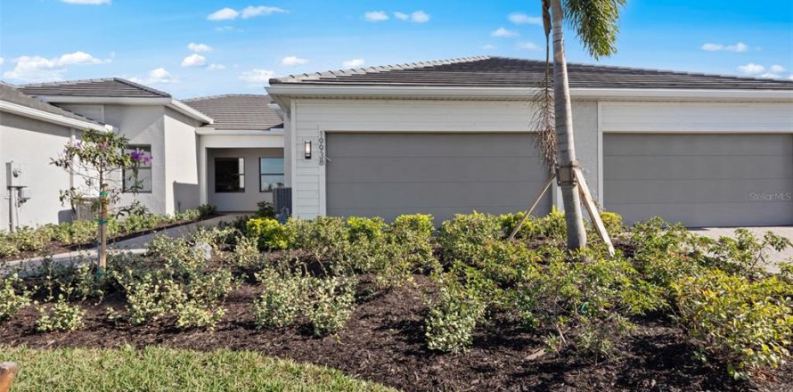 Villa ou maison à Lakewood Ranch, Floride 2 chambres, 134.52 m2 № 2152258