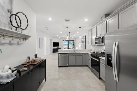 Villa ou maison à vendre à Lakewood Ranch, Floride: 2 chambres, 134.52 m2 № 2152258 - photo 4