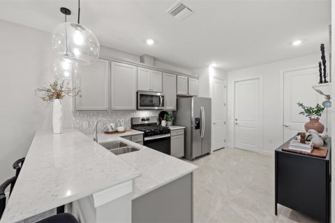 Villa ou maison à vendre à Lakewood Ranch, Floride: 2 chambres, 134.52 m2 № 2152258 - photo 5