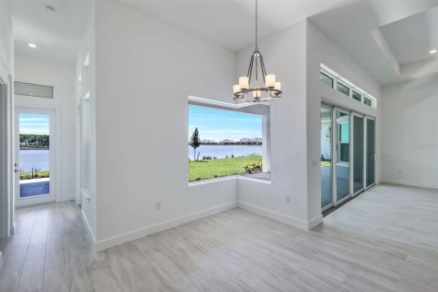 House in Naples, Florida 4 bedrooms, 413.97 sq.m. № 1849925 - photo 15
