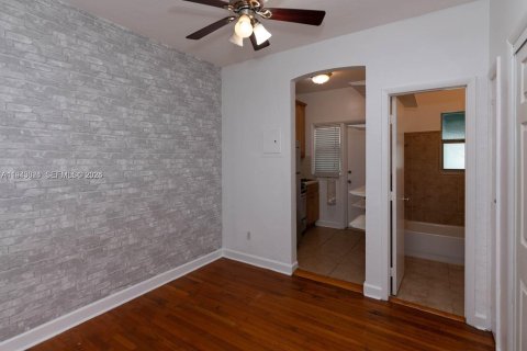Appartement à louer à Miami Beach, Floride: 39.95 m2 № 1999389 - photo 4