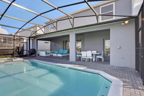 House in Davenport, Florida 8 bedrooms, 374.95 sq.m. № 2094795 - photo 16