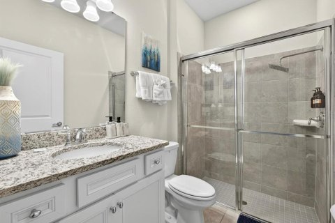 House in Davenport, Florida 8 bedrooms, 374.95 sq.m. № 2094795 - photo 24