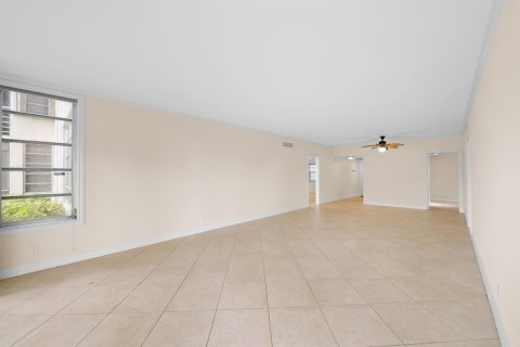 Copropriété à vendre à Pompano Beach, Floride: 3 chambres, 150.5 m2 № 2400744 - photo 5