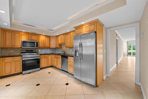 Copropriété à vendre à Pompano Beach, Floride: 3 chambres, 150.5 m2 № 2400744 - photo 3