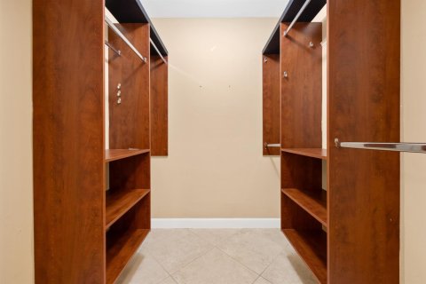 Copropriété à vendre à Pompano Beach, Floride: 3 chambres, 150.5 m2 № 2400744 - photo 12